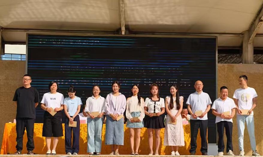 二等獎(jiǎng).jpg 二等獎(jiǎng).jpg